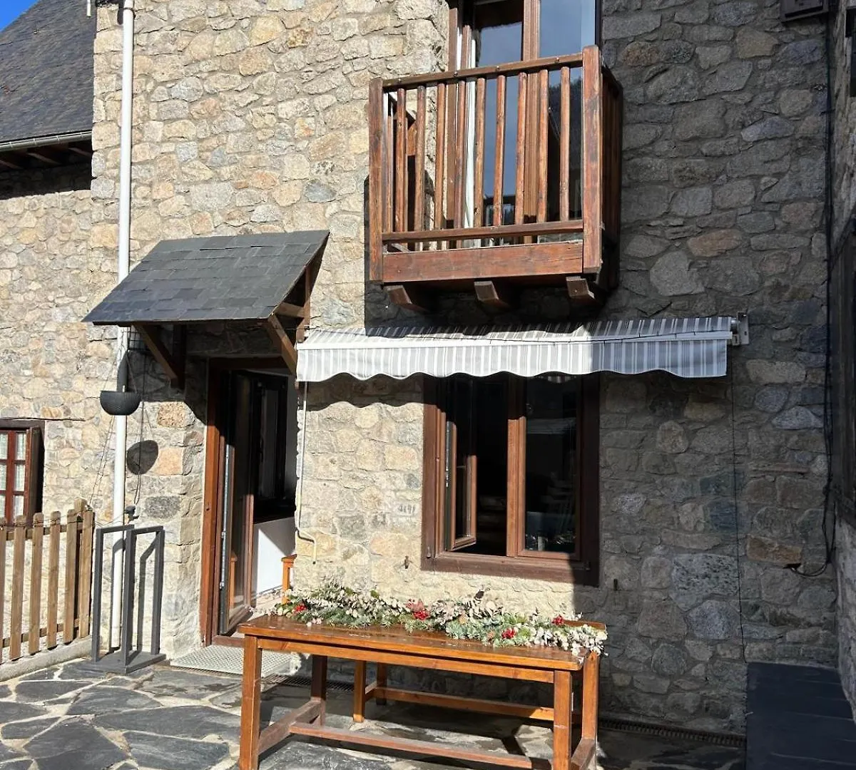 Cozy 3 Bedroom Chalet With Garden & Private Parking Vielha Spain